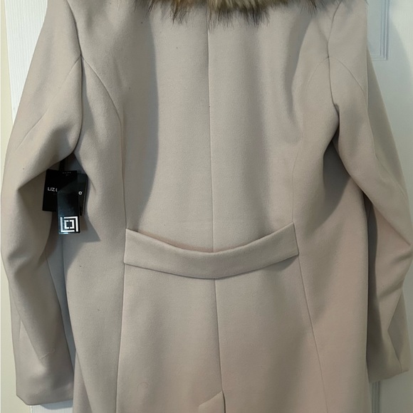 NWT Liz Claiborne XL Pea Coat/Fur Collar  NWT - Picture 4 of 10